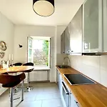 New Furnished, Exclusive Large Flat In Center, 30min To Airport Münih