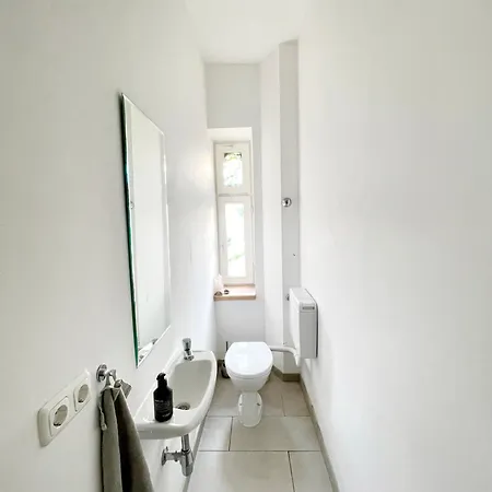 Appartement New Furnished, Exclusive Large Flat In Center, 30min To Airport