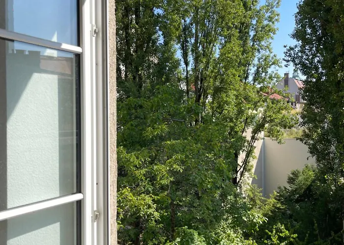 New Furnished, Exclusive Large Flat In Center, 30min To Airport Apartment *